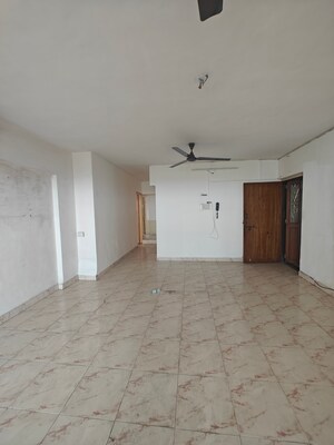 Room in 2 BHK Apartment at Sea Breeze Tower, Nerul – for Rent