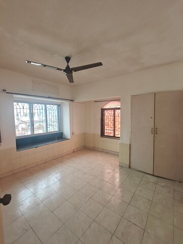 Room in 2 BHK Apartment at Sea Breeze Tower, Nerul – for Rent