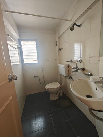 Bathroom in 2 BHK Apartment at Sea Breeze Tower, Nerul – for Rent