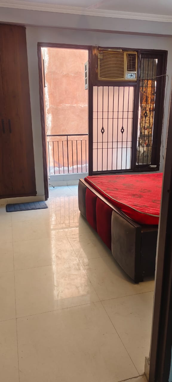 1 BHK + Study Room Builder Floor For Rent in Saket