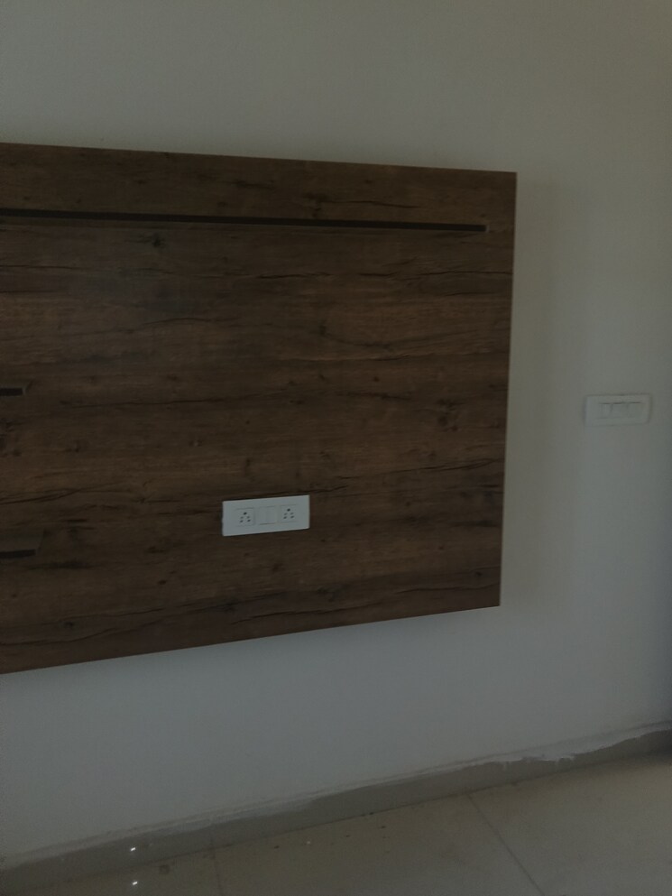 Room, dhakoli 3 Bedroom 124 Sq.Yd. Builder Floor In Dhakoli Zirakpur 9554998