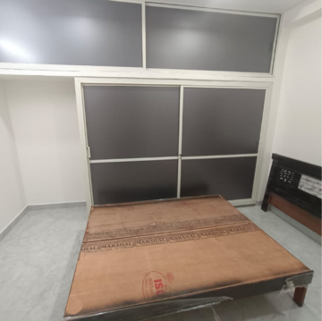 Furnished Amenities in 2 BHK Builder Floor at Manikonda – for Rent