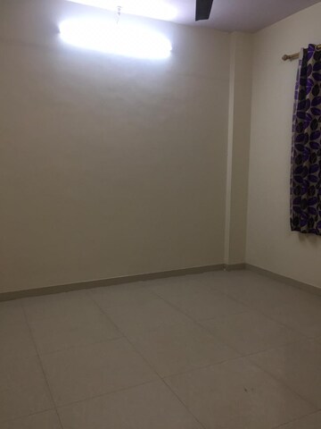 Room in 2 BHK Apartment at Gajraj CHS Kopri, Kopri – for Rent
