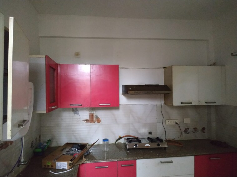 Kitchen, singla-south-city 3 Bedroom 1590 Sq.Ft. Apartment In Lohgarh Zirakpur 9555048