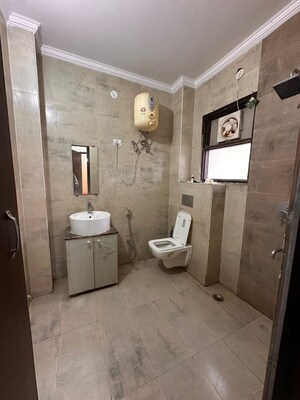 Bathroom in 3 BHK Apartment at Vipul Belmonte, Sector 53 – for Sale