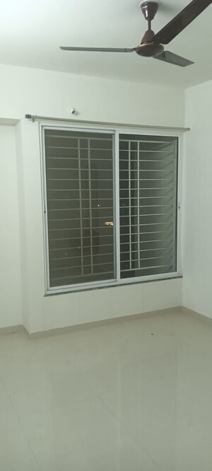2 BHK Apartment For Rent in Suyog Nisarg, Wagholi
