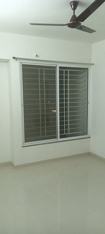 2 BHK Apartment For Rent in Suyog Nisarg, Wagholi