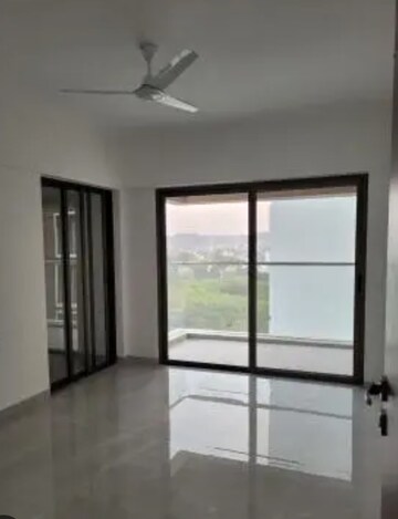 Room in 4 BHK Apartment at Supreme Belmac Residences, Kalyani Nagar – for Sale
