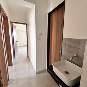 Bathroom in 3 BHK Apartment at Shriram Vivaan Park, Madhav Nagar – for Rent