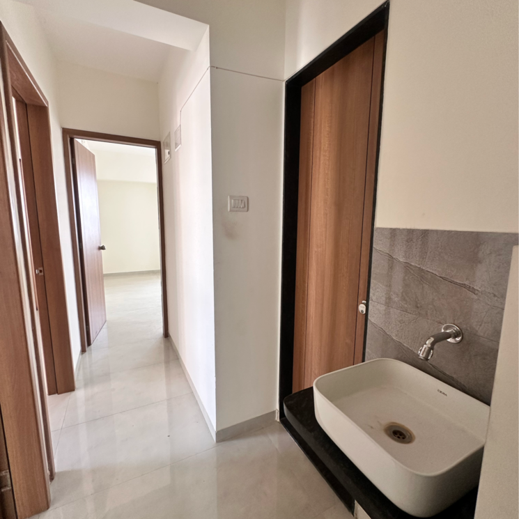 Bathroom, shriram-vivaan-park 3 Bedroom 1008 Sq.Ft. Apartment In Madhav Nagar Pune 9555081