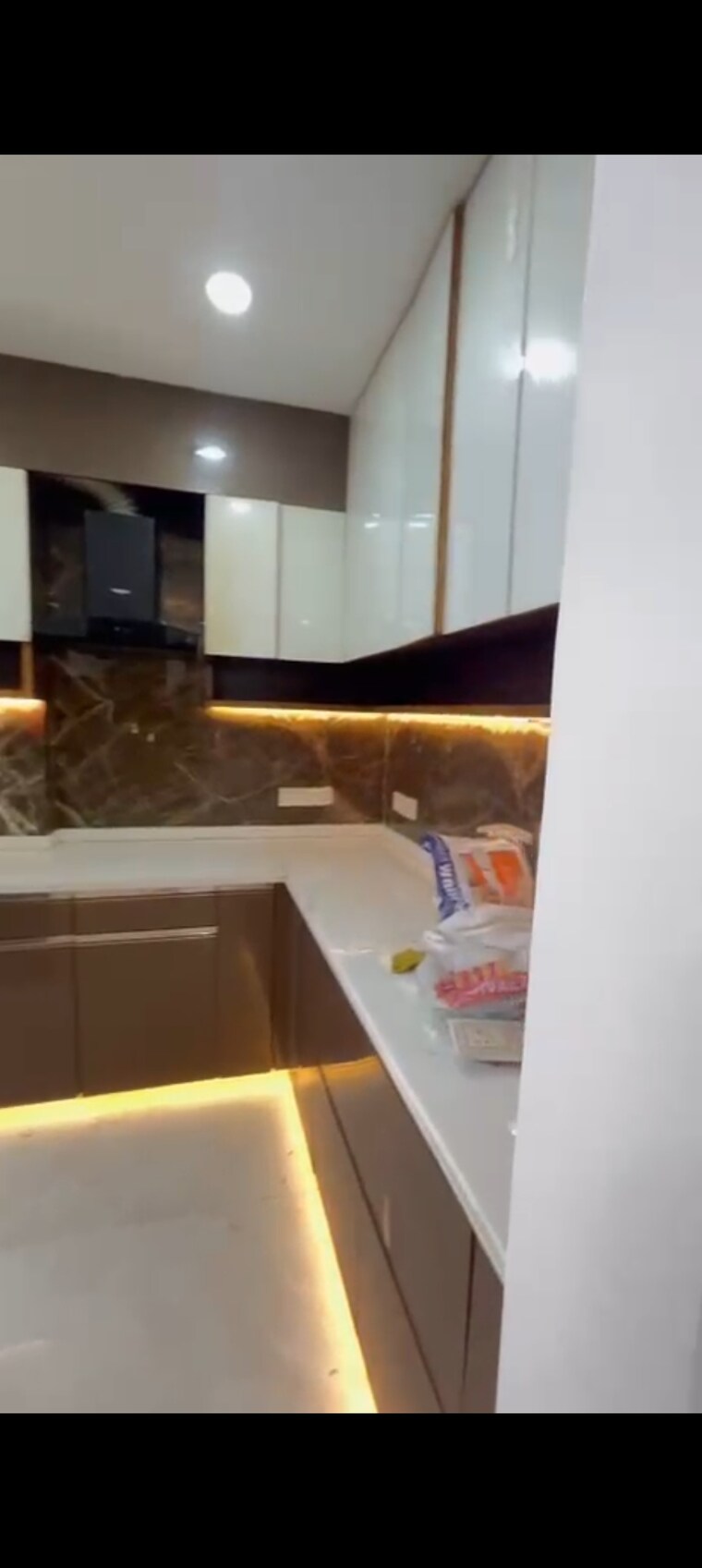 Kitchen, vvip-addresses 3 Bedroom 1850 Sq.Ft. Apartment In Raj Nagar Extension Ghaziabad 9555088