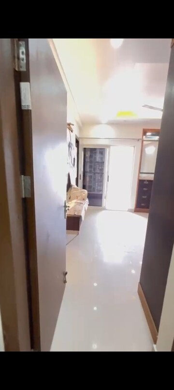 Room in 3 BHK Apartment at VVIP Addresses, Raj Nagar Extension – for Rent