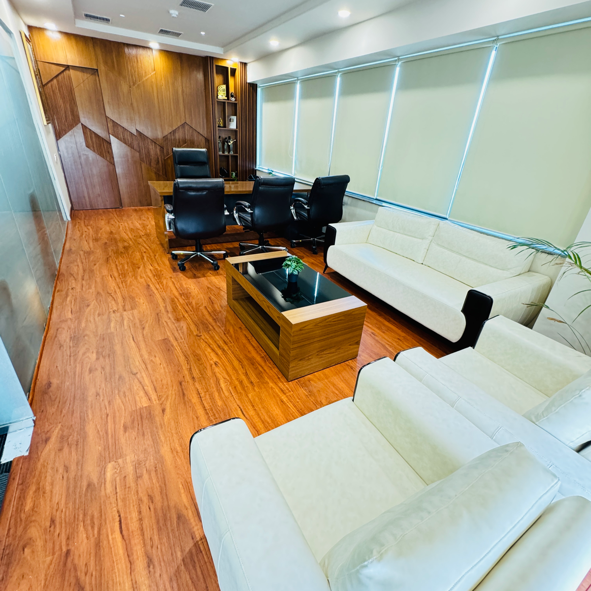 Office Space For Rent in Premium Office Space