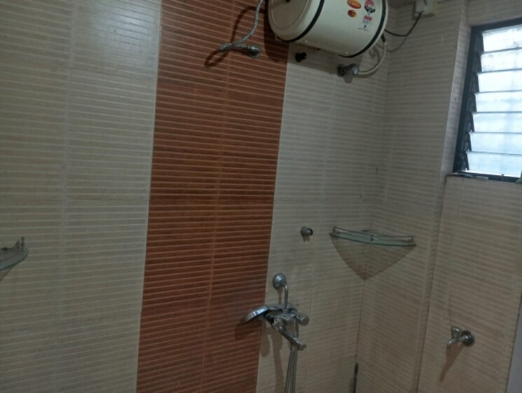 Bathroom, bhosale nagar 1 Bedroom 650 Sq.Ft. Apartment In Bhosale Nagar Pune 9555106