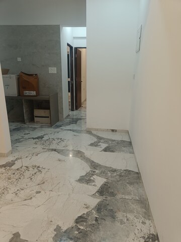 Room in 2 BHK Apartment at Sai Mangal Ajoy CHS, Kandivali West – for Sale