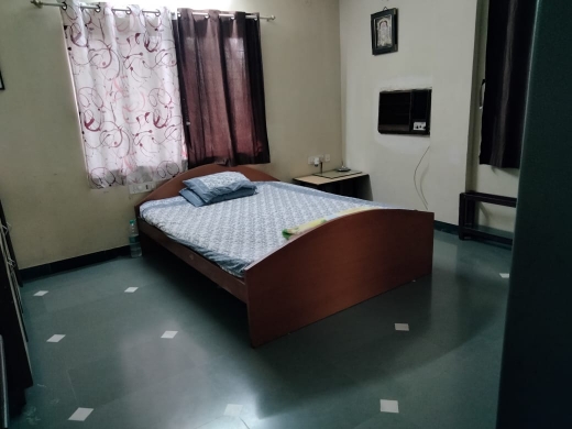Pg For Rent in Senapati Bapat Road