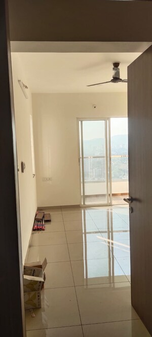Room in 2 BHK Apartment at Kolte Patil Life Republic R 10, Hinjewadi – for Rent