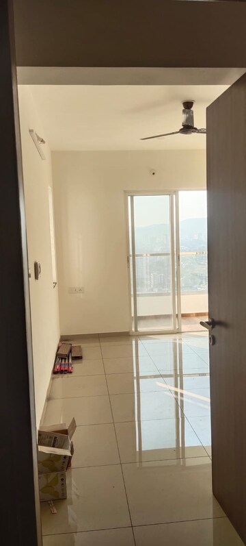 Room in 2 BHK Apartment at Kolte Patil Life Republic R 10, Hinjewadi – for Rent