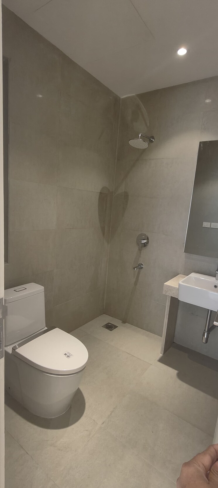 Bathroom, indiabulls-sky-forest 3 Bedroom 2908 Sq.Ft. Apartment In Lower Parel Mumbai 9555139