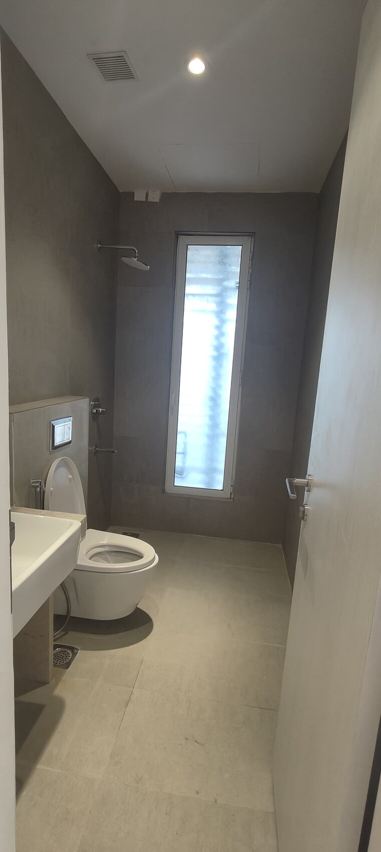 Bathroom, indiabulls-sky-forest 3 Bedroom 2908 Sq.Ft. Apartment In Lower Parel Mumbai 9555139