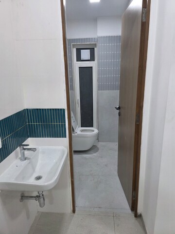 Bathroom in 1 BHK Apartment at Chembur – for Rent