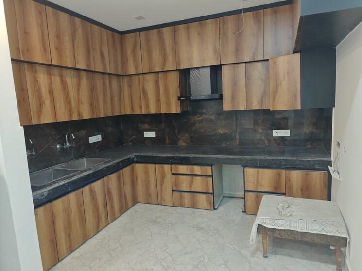 Kitchen, sector 31 3.5 Bedroom 2250 Sq.Ft. Builder Floor In Sector 31 Faridabad 9555199