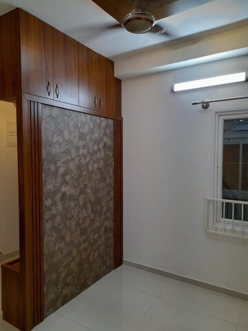 Room in 3 BHK Apartment at LnT Raintree Boulevard, Hebbal – for Rent