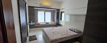 Bedroom in 3 BHK Apartment at Felicia Apartment, Pali Hill – for Rent