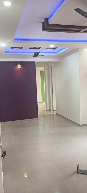 Room in 2 BHK Apartment at P S Splendour County I, Wagholi – for Rent