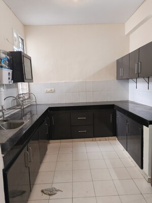 Kitchen in 3 BHK Builder Floor at Ardee City, Sector 52 – for Rent