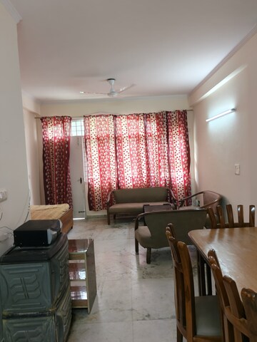 Living Room in 3 BHK Builder Floor at Ardee City, Sector 52 – for Rent