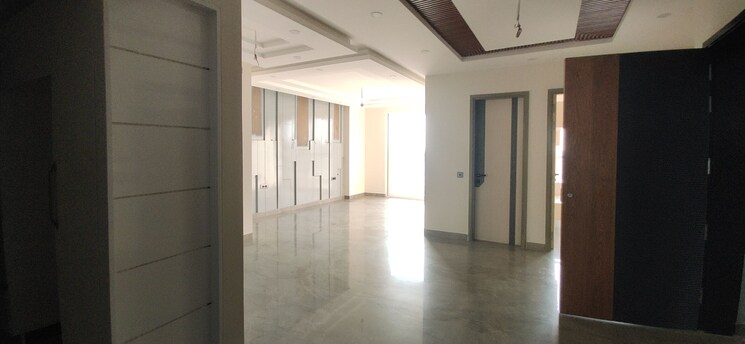 Room, sector 9 panchkula 3 Bedroom 3200 Sq.Ft. Builder Floor In Sector 9 Panchkula Panchkula 9555288