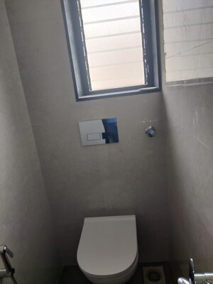 Bathroom in 1 BHK Apartment at Chembur – for Rent