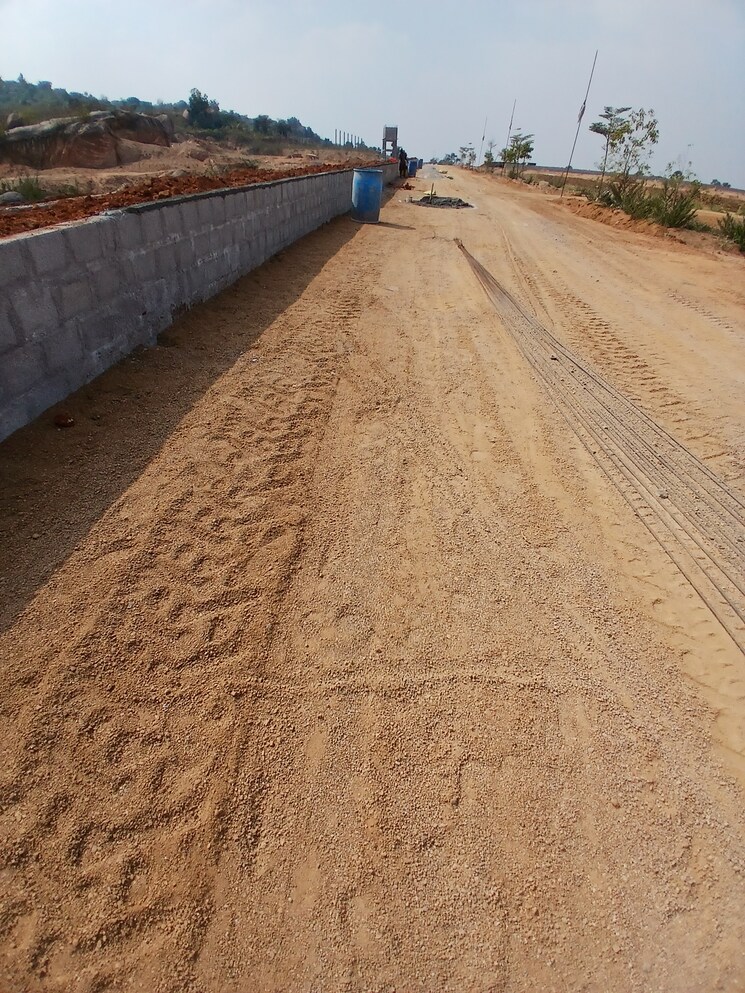 undefined, sr-rock-town  150 Sq.Yd. Plot In Mazidpur Hyderabad 9555339