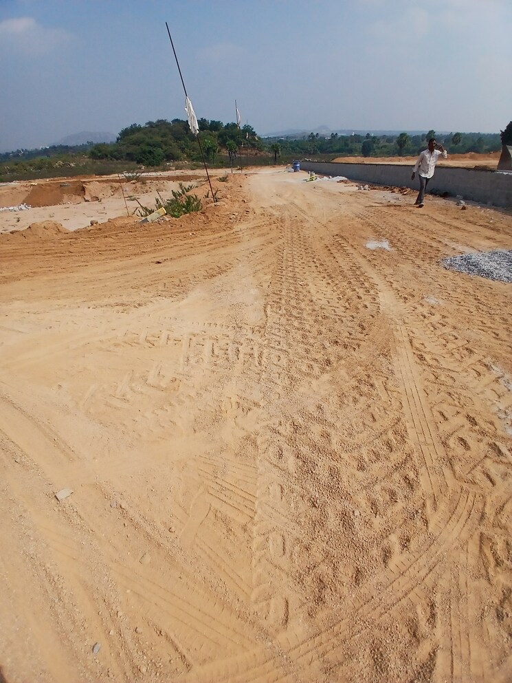 Exterior View, sr-rock-town  150 Sq.Yd. Plot In Mazidpur Hyderabad 9555339