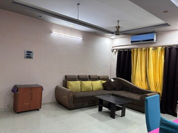 2 BHK Apartment For Rent in Om Sai Plaza, Ghodbunder Road