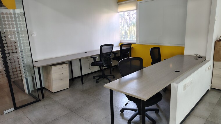Team Area, gachibowli Commercial Office Space 2100 Sq.Ft. In Gachibowli Hyderabad 9555333