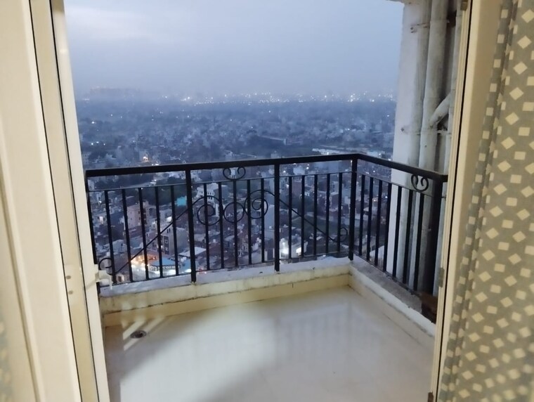 Balcony, gaur-city-2-14th-avenue 1 Bedroom 550 Sq.Ft. Apartment In Sector 16c Greater Noida Greater Noida 9555353
