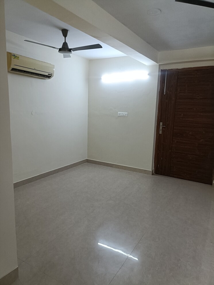 Room, ansal-api-esencia 2 Bedroom 1200 Sq.Ft. Builder Floor In Sector 67 Gurgaon 9555371