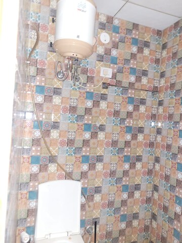 Attached Bathroom in 6+ BHK Independent House at Sector 38 – for Rent