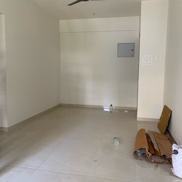 Room in 2 BHK Apartment at Goyal Abhiram, Kastur Park – for Rent
