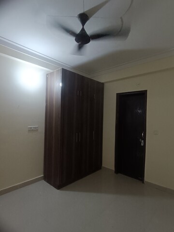 Room in 3 BHK Builder Floor at Ansal API Esencia, Sector 67 – for Rent