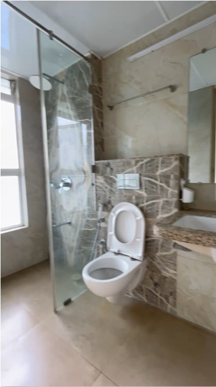 Bathroom, wadhwa-dukes-horizon 3 Bedroom 1560 Sq.Ft. Apartment In Chembur Mumbai 9555434