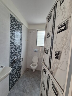 Attached Bathroom in 1 BHK Apartment at Ulwe Sector 19 – for Rent