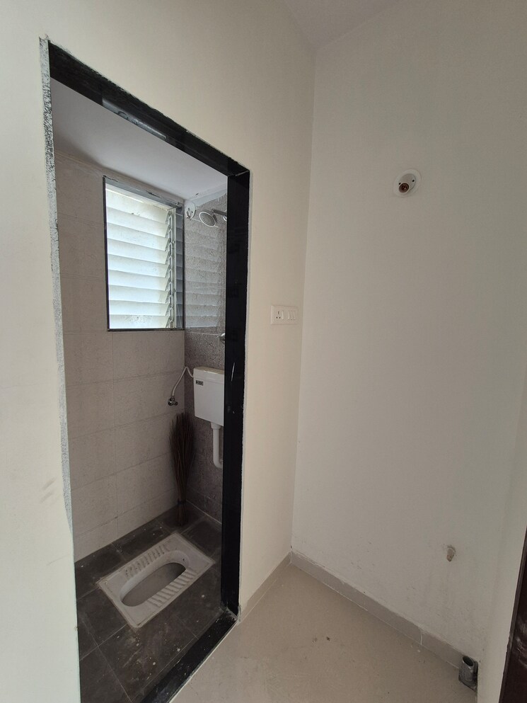 Attached Bathroom, ulwe sector 19 1 Bedroom 680 Sq.Ft. Apartment In Ulwe Sector 19 Navi Mumbai 9555473