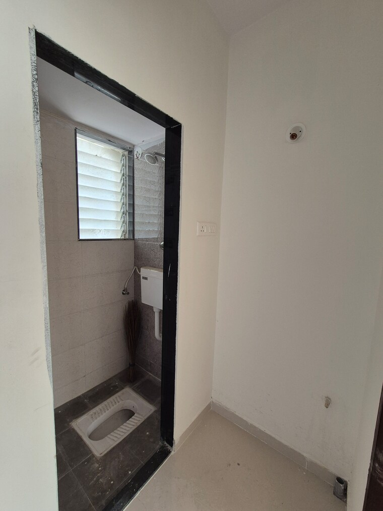 Attached Bathroom, ulwe sector 19 1 Bedroom 680 Sq.Ft. Apartment In Ulwe Sector 19 Navi Mumbai 9555473
