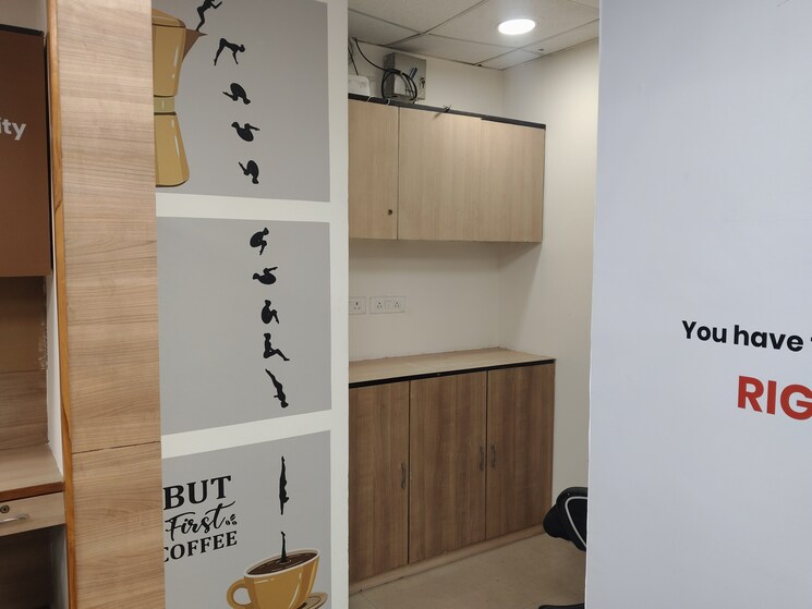 undefined, netaji subhash place Commercial Office Space 812 Sq.Ft. In Netaji Subhash Place Delhi 9555481