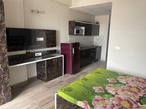 Bedroom in 1 BHK Apartment at Paramount Golfforeste, Zeta I Greater Noida – for Rent