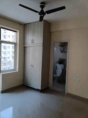 Room in 2 BHK Apartment at Shree Vardhman Mantra, Sector 67 – for Rent