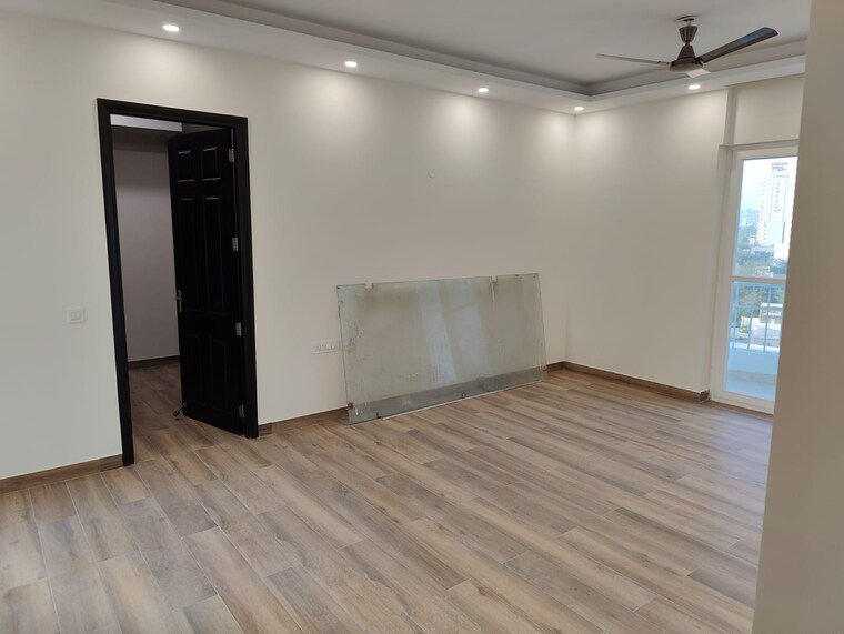 Room, 3c-lotus-300 4 Bedroom 5300 Sq.Ft. Apartment In Sector 107 Noida 9555521